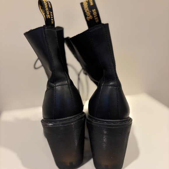 Dr. Martens Womens Kendra Black Leather Round Toe Ankle Combat Boots Size 8 Docs - Picture 9 of 10